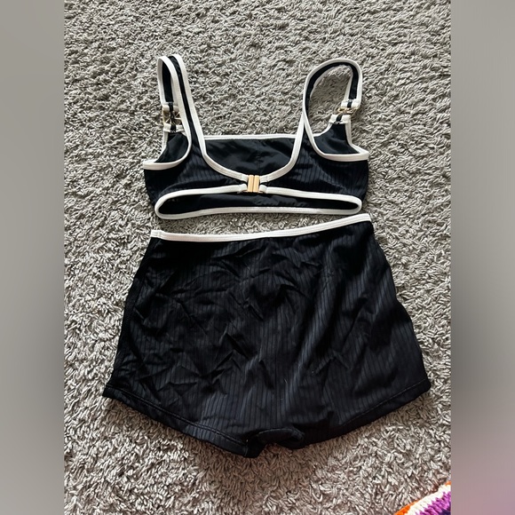 Daze Dayz Noir Swim Set in Black Ribbed - Picture 7 of 8